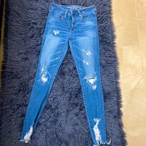 American Eagle Distressed Jegging